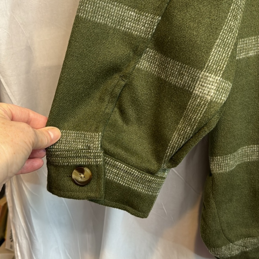 NWT Sonoma Green Plaid Shacket in Size 0X, 1X, 2X, 4X - Picture 11 of 16